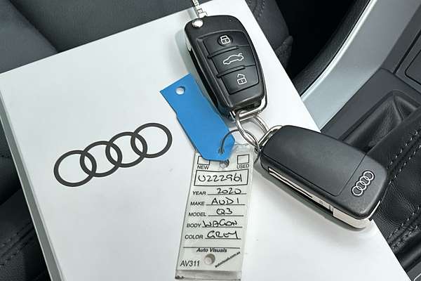 2020 Audi Q3 35 TFSI S line F3 thumb-22