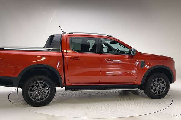 2023 Ford Ranger Wildtrak 4X4 3.0L thumb-8