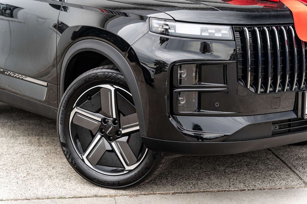 2025 Jaecoo J7 Track