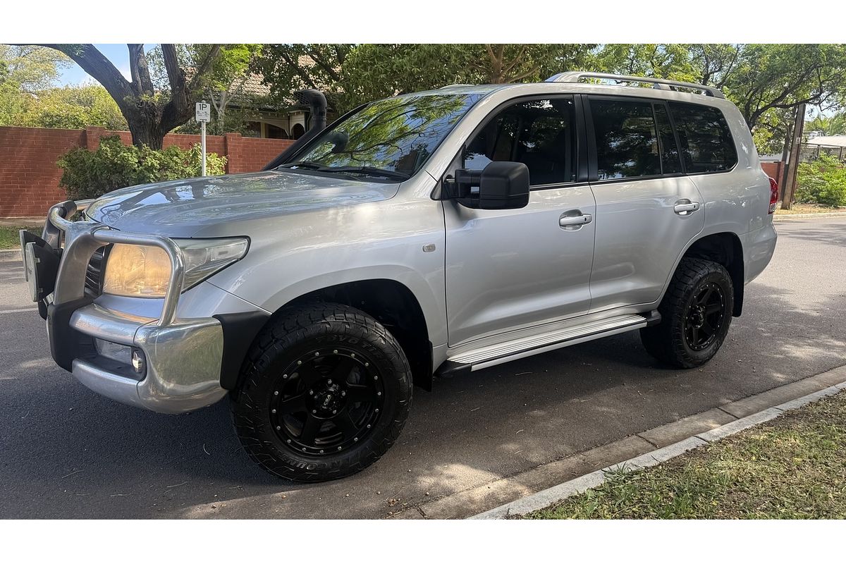 2011 Toyota Landcruiser Altitude VDJ200R