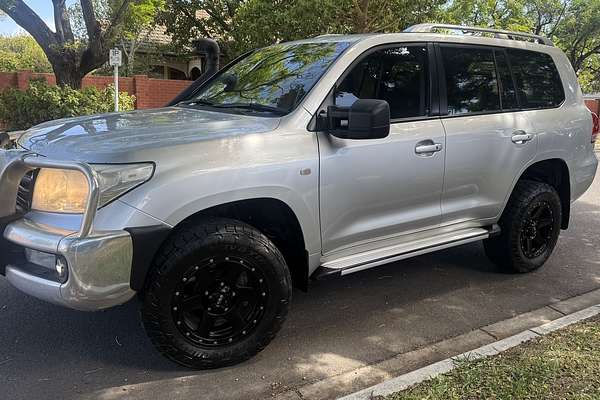 2011 Toyota Landcruiser Altitude VDJ200R