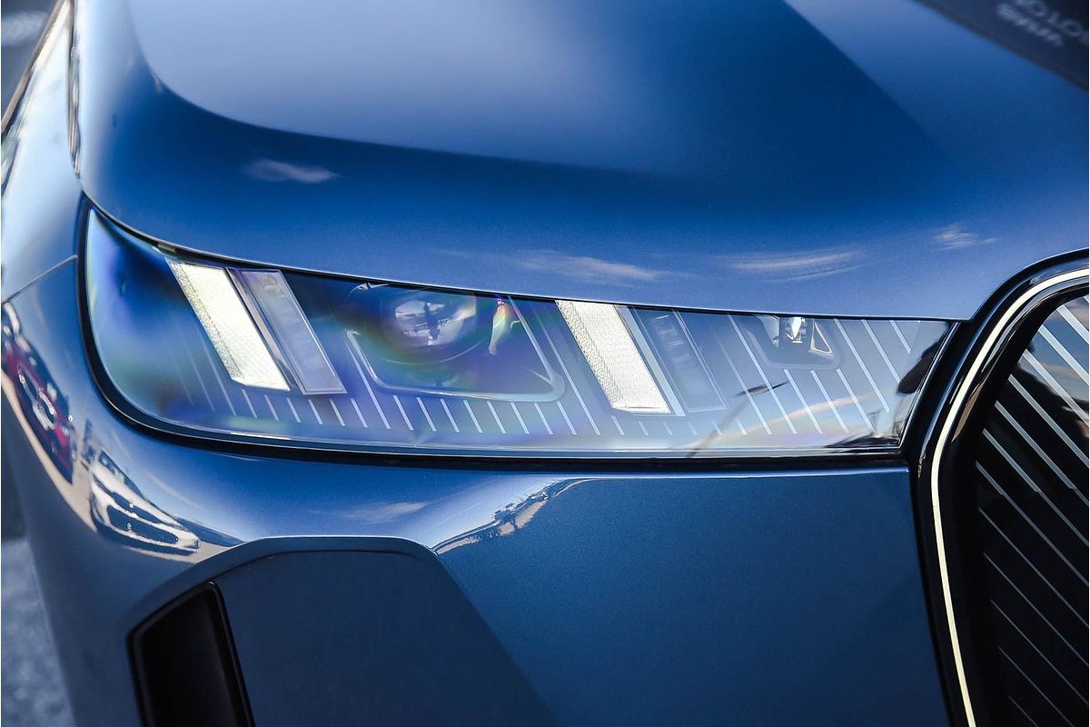 2025 BMW iX xDrive45 M Sport I20 LCI