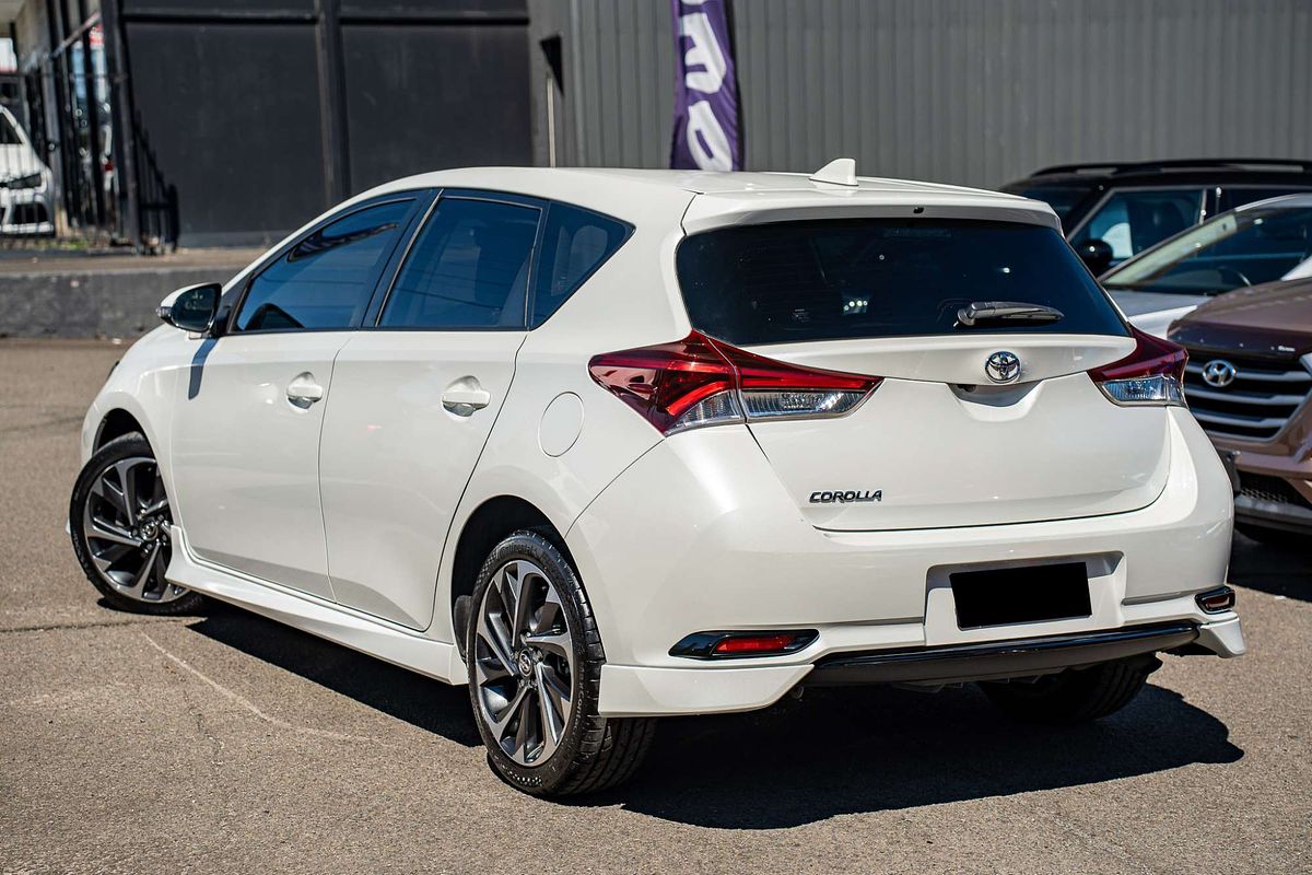 2018 Toyota Corolla SX ZRE182R