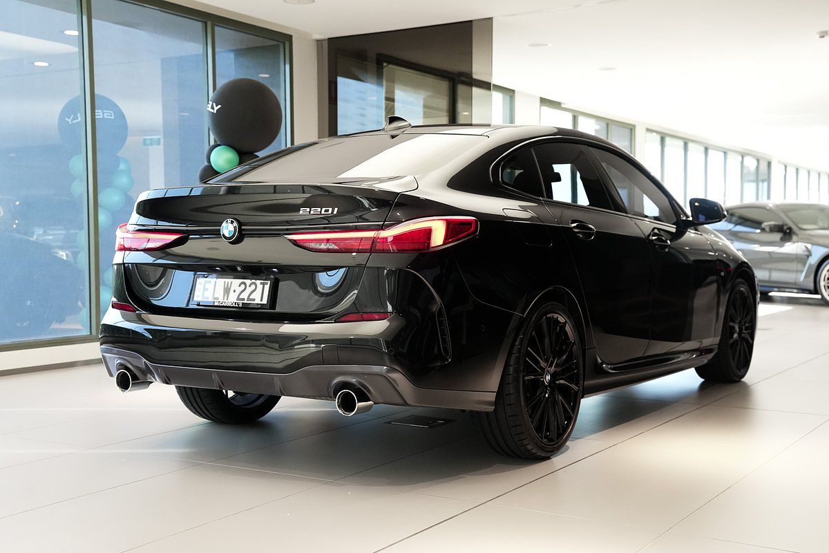 2020 BMW 2 Series 220i M Sport F44