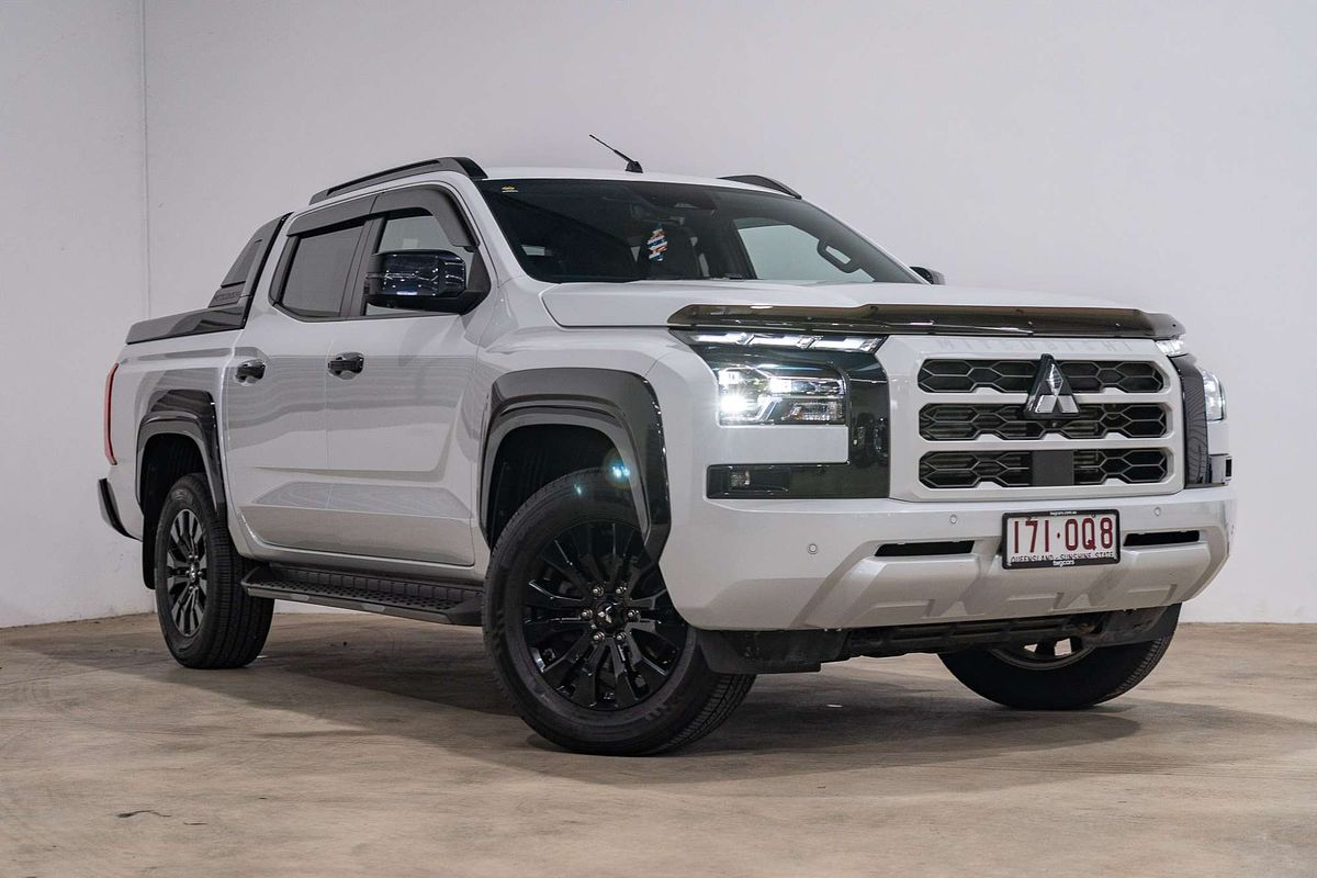 2024 Mitsubishi Triton GSR MV 4X4