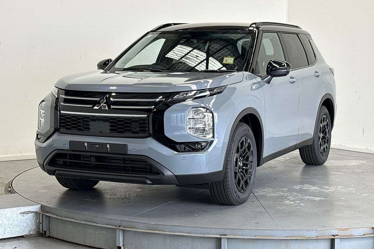 2026 Mitsubishi Outlander LS BLACK EDITION ZM