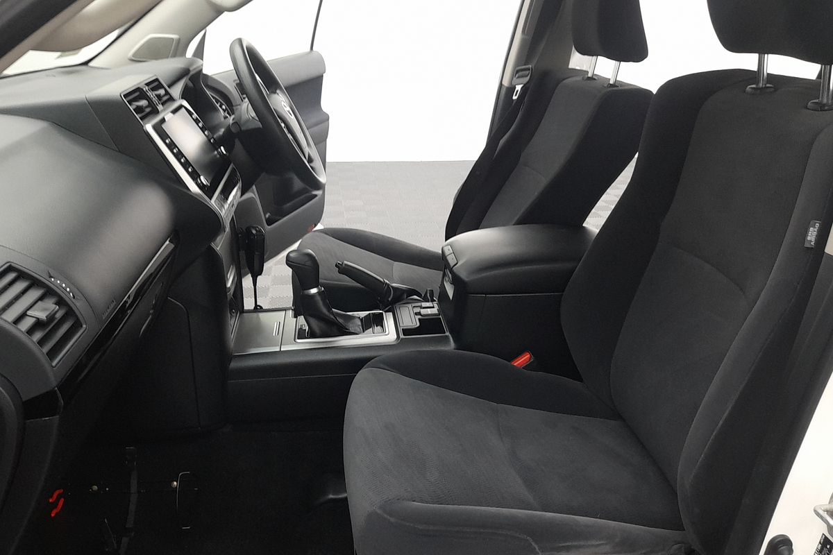 2022 Toyota Landcruiser Prado GX GDJ150R