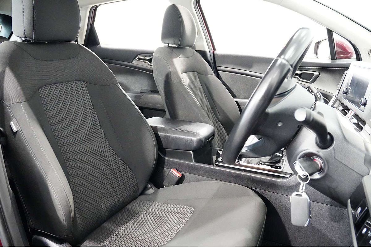 2022 Kia Sportage S NQ5