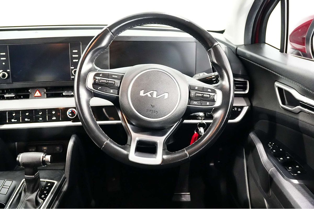 2022 Kia Sportage S NQ5
