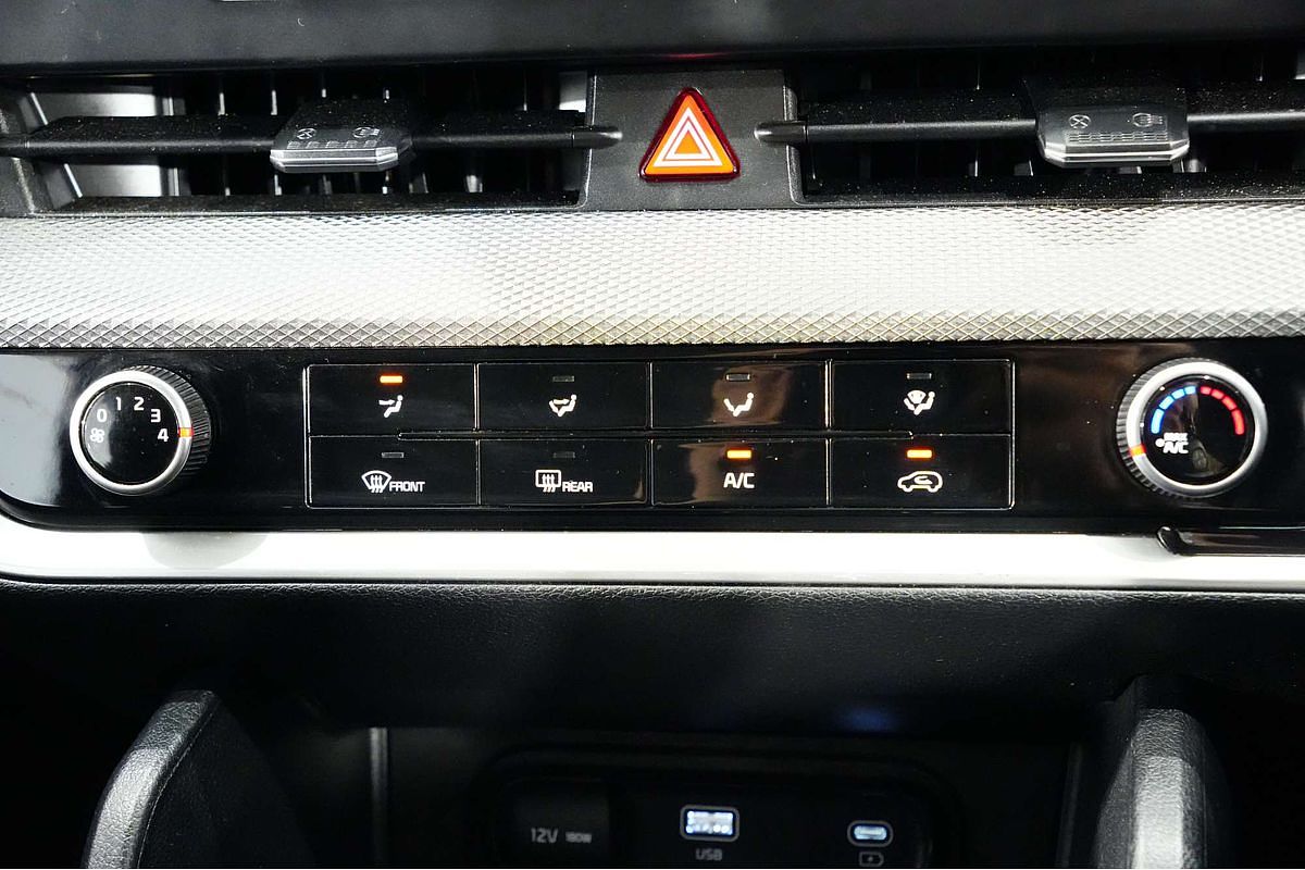 2022 Kia Sportage S NQ5