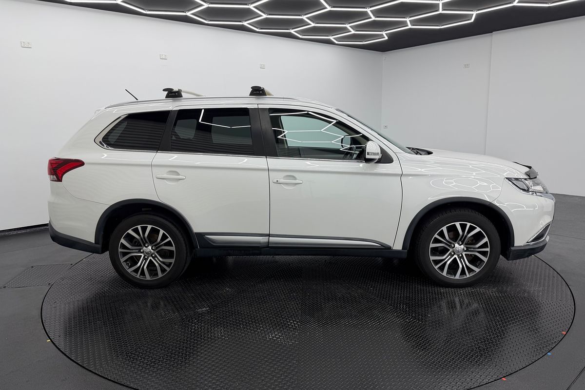 2016 Mitsubishi Outlander LS ZK