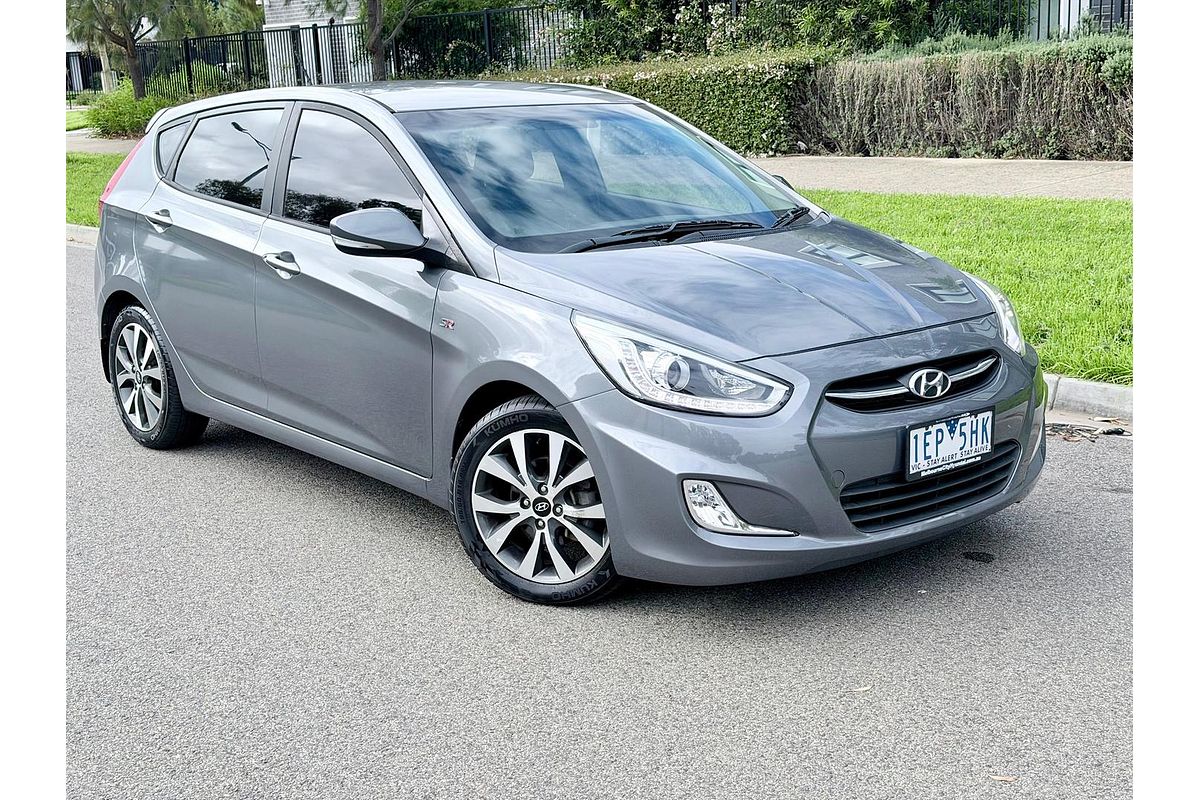 2016 Hyundai Accent SR RB4