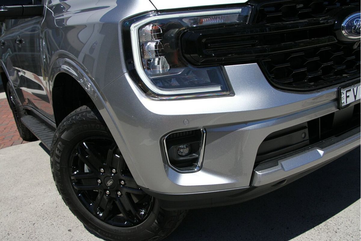2025 Ford Everest Black Edition 2.0L