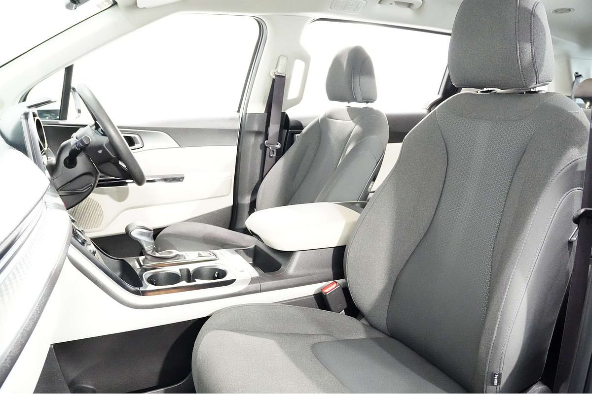 2023 Kia Carnival S KA4