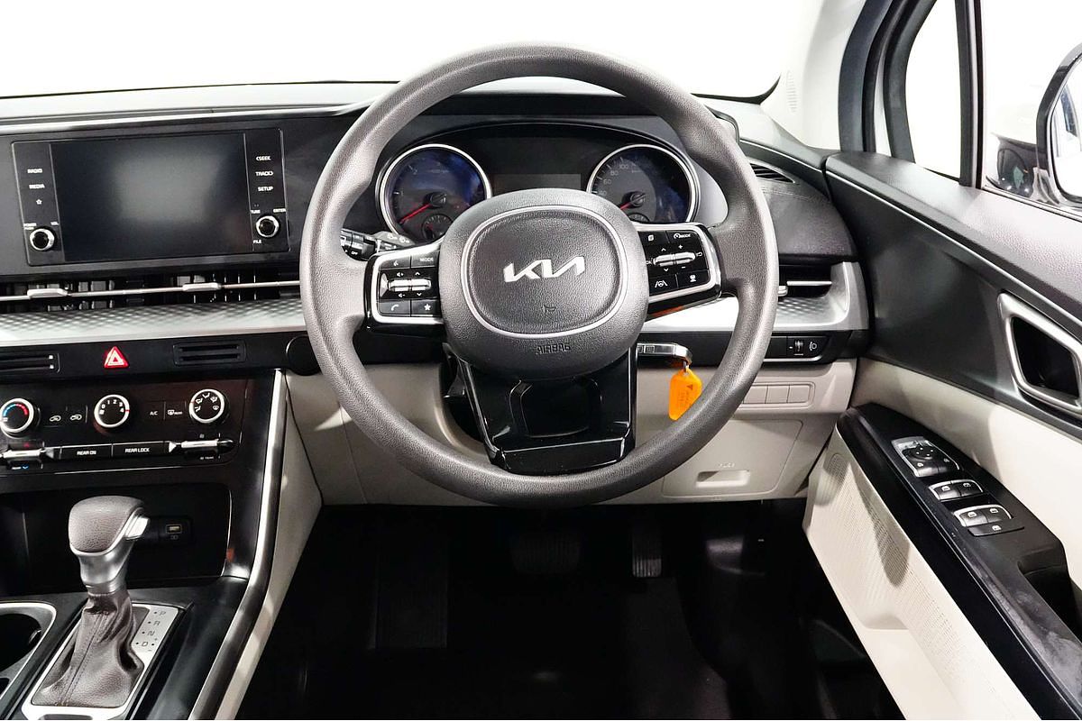 2023 Kia Carnival S KA4
