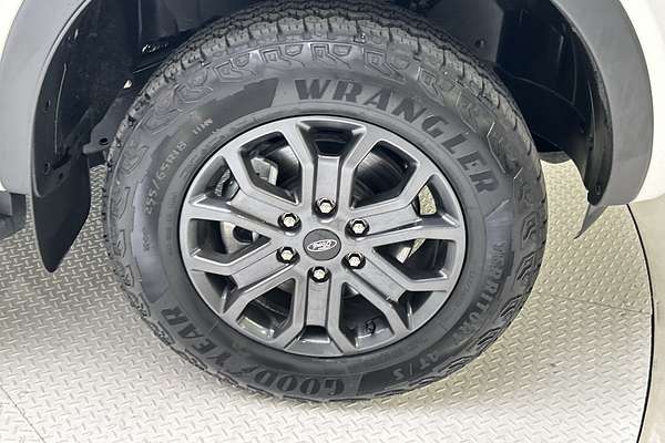 2025 Ford Ranger Wildtrak 4X4 3.0L thumb-9