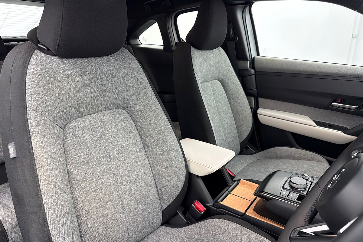 2022 Mazda MX-30 G20e Evolve DR Series