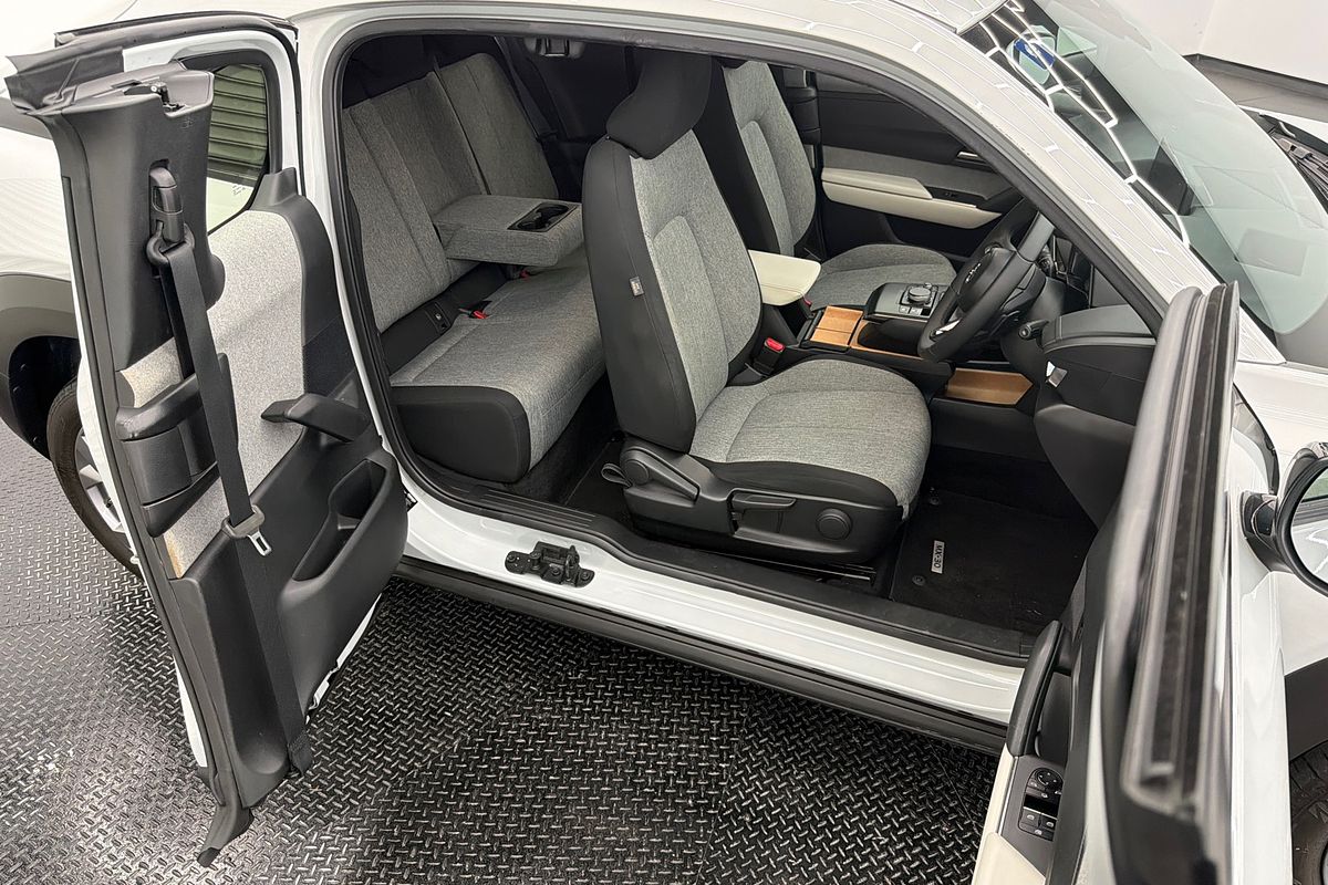 2022 Mazda MX-30 G20e Evolve DR Series