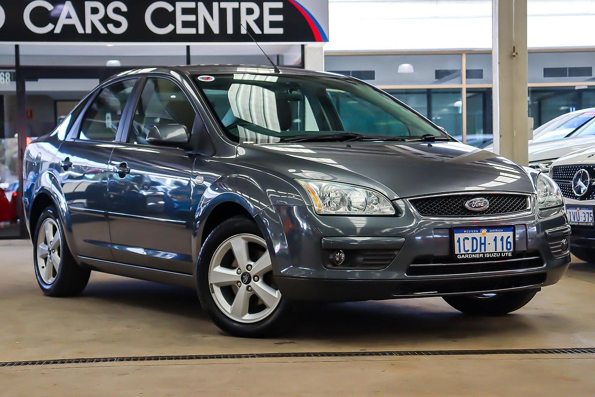 2006 Ford Focus LX LS