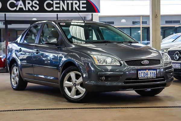 2006 Ford Focus LX LS