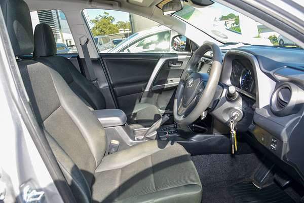 2018 Toyota RAV4 GX ZSA42R thumb-9