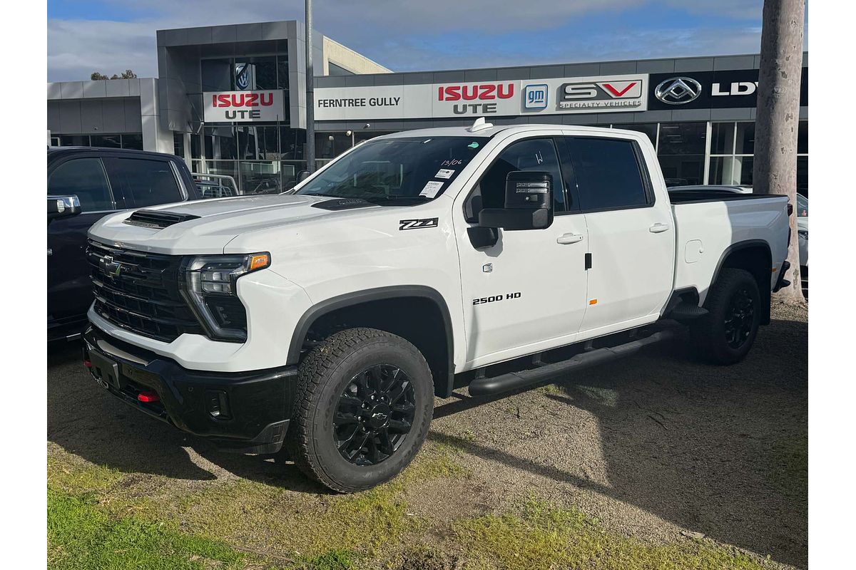 2026 Chevrolet Silverado HD LTZ Premium W/Tech Pack T1 4X4