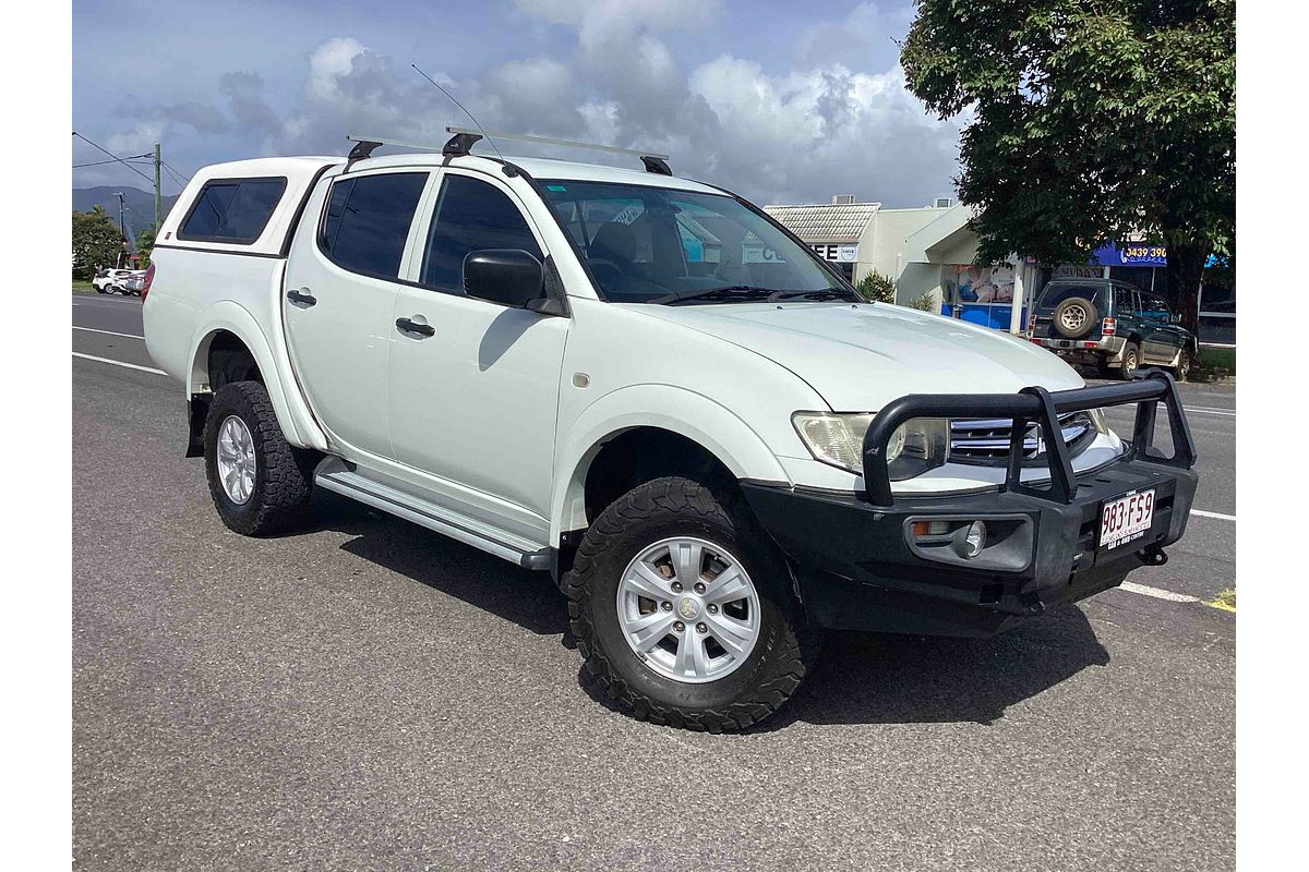 2015 Mitsubishi Triton GLX MN 4X4