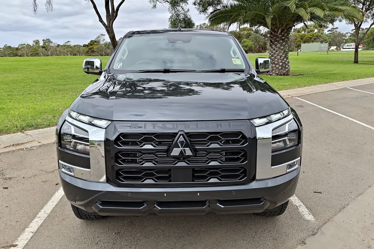 2025 Mitsubishi Triton GLS MV 4X4