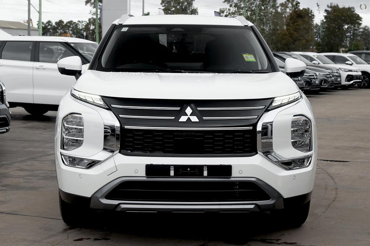 2026 Mitsubishi Outlander LS ZM