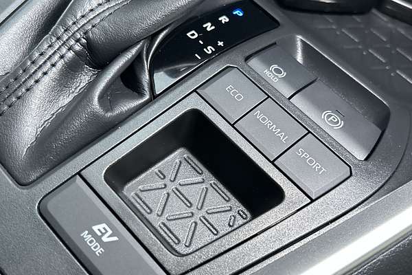 2024 Toyota RAV4 GX AXAH52R thumb-16