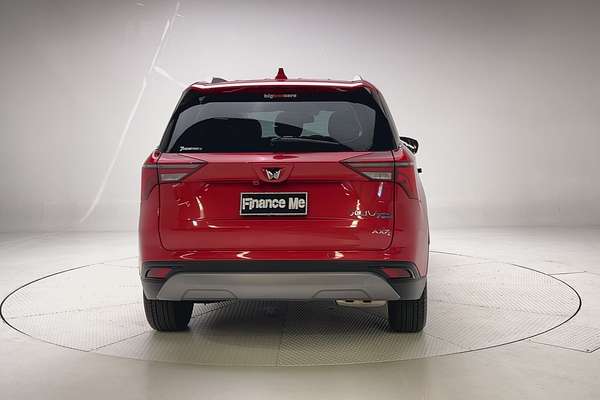 2023 Mahindra XUV700 thumb-6