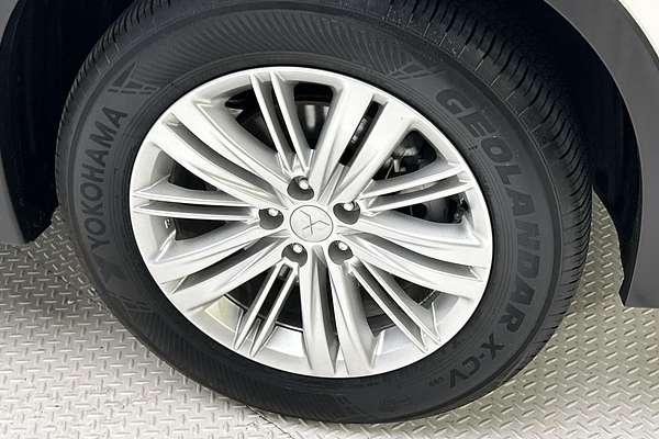 2023 Mitsubishi Outlander ES ZM thumb-9