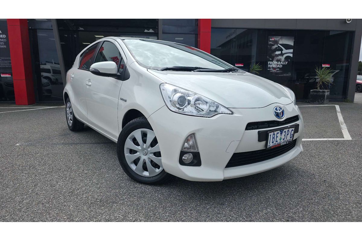 2014 Toyota Prius C NHP10R