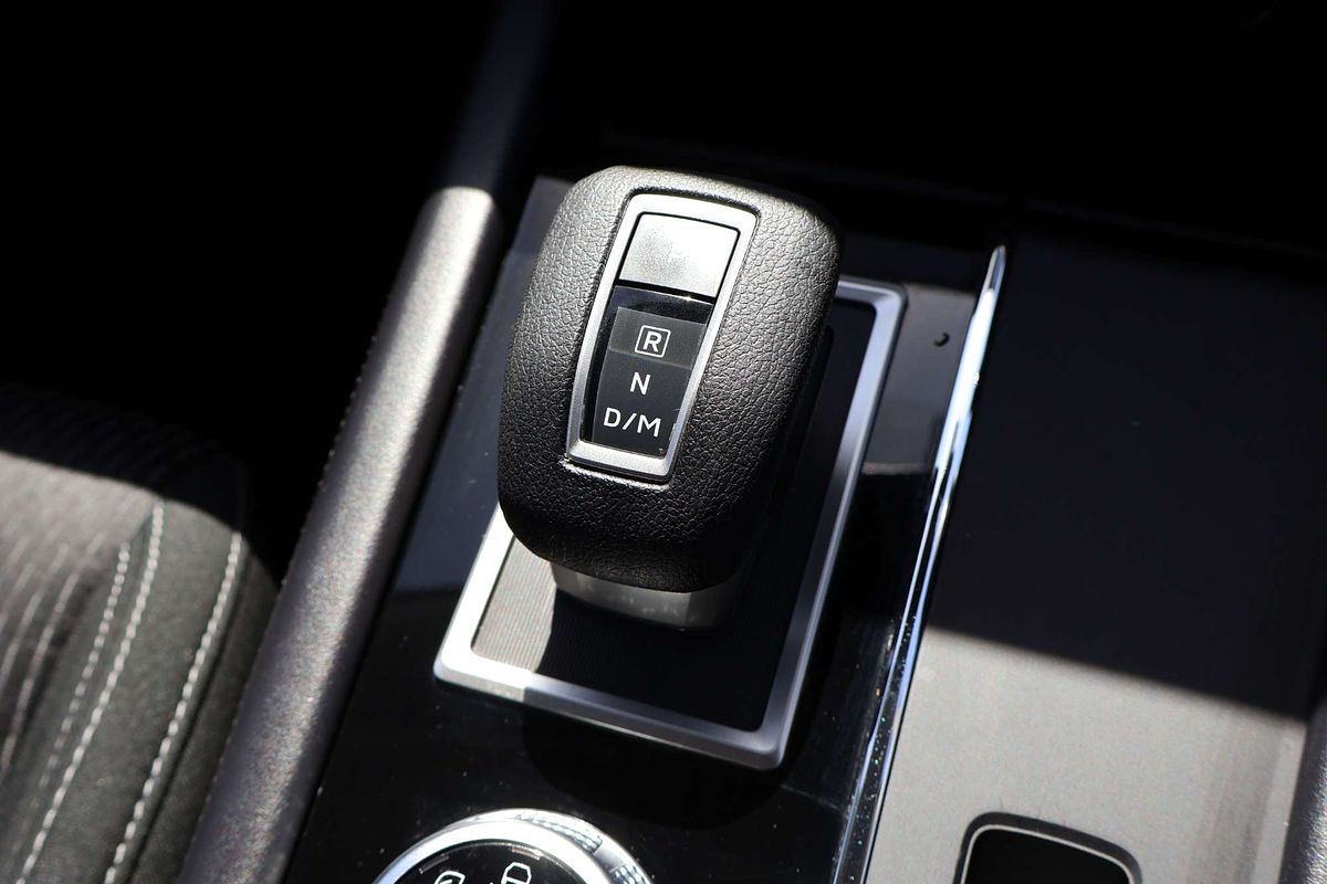 2024 Mitsubishi Outlander ES ZM