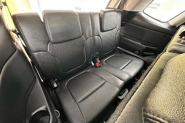 2023 Ford Everest Trend 2.0L thumb-16