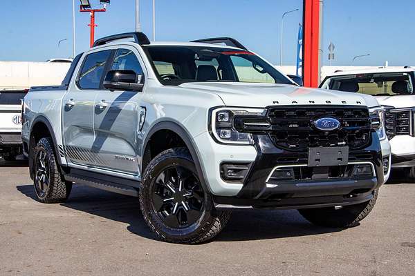 2025 Ford Ranger PHEV Stormtrak 4X4 2.3L