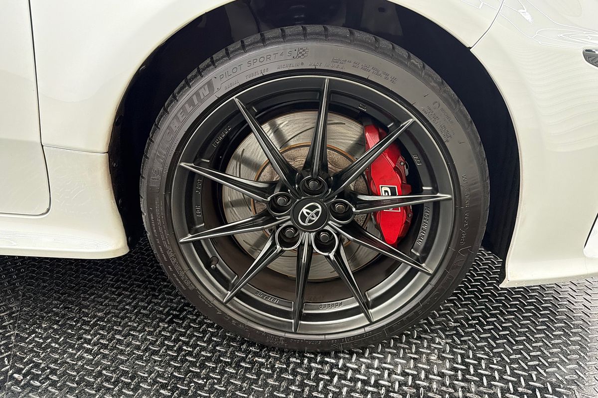 2021 Toyota Yaris GR GXPA16R