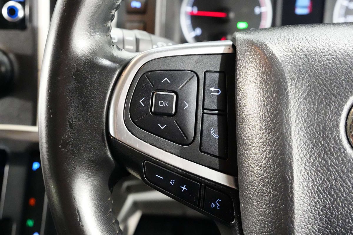 2022 Toyota Hiace GDH300R LWB