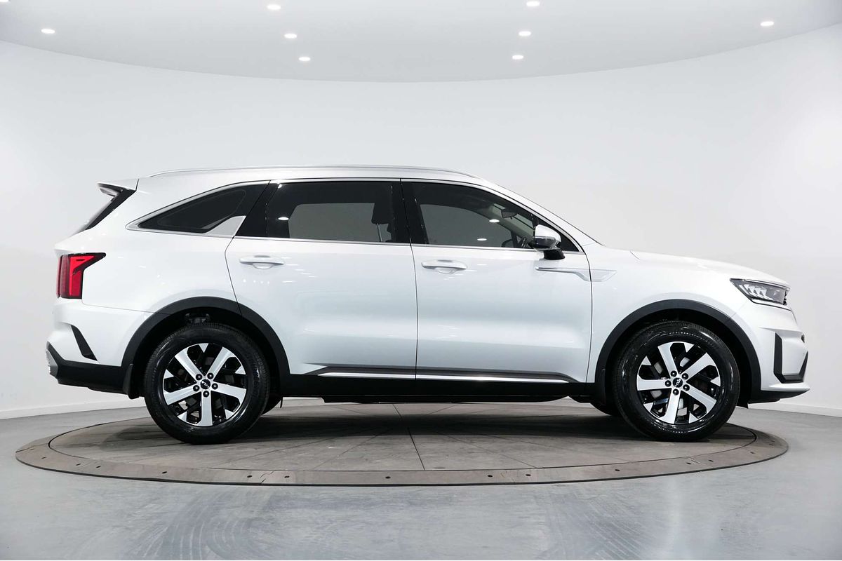 2022 Kia Sorento Sport MQ4