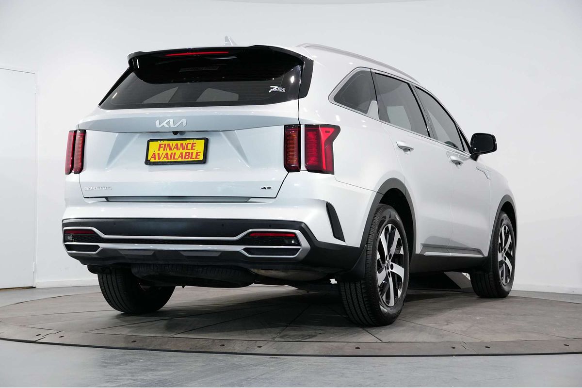 2022 Kia Sorento Sport MQ4