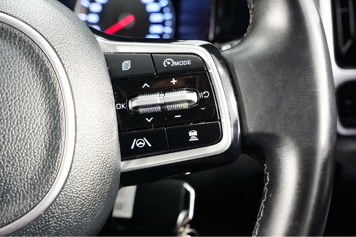 2022 Kia Sorento Sport MQ4