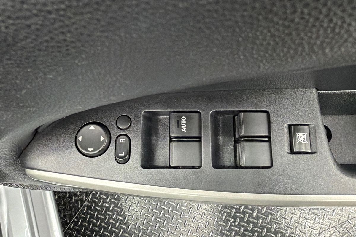 2014 Mazda 2 Neo Sport DE Series 2