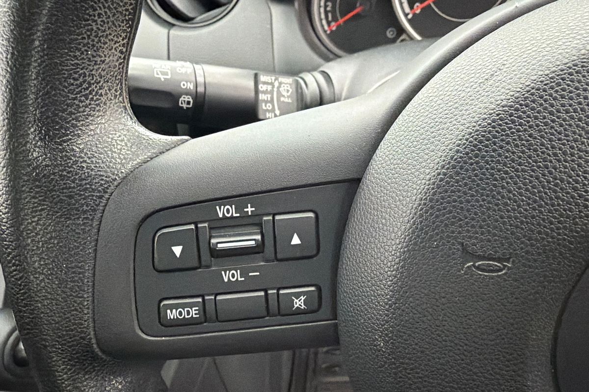 2014 Mazda 2 Neo Sport DE Series 2