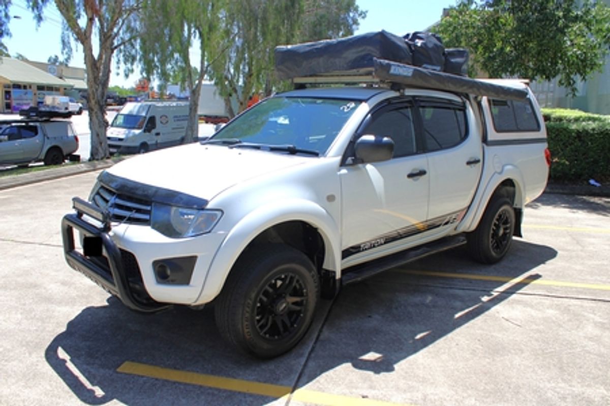 2012 Mitsubishi Triton GLX MN 4X4