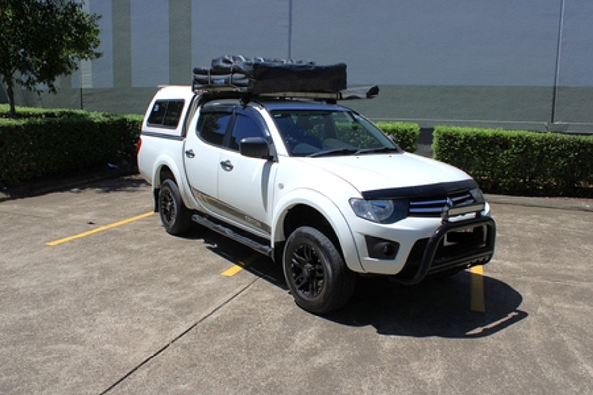 2012 Mitsubishi Triton GLX MN 4X4