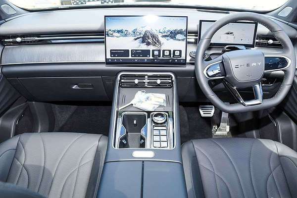 2026 Chery Tiggo 9 Super Hybrid Ultimate thumb-9