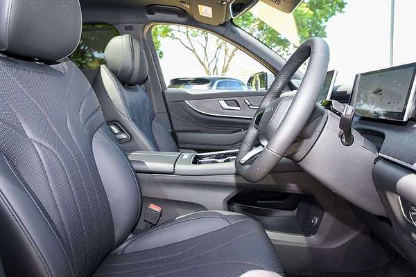 2026 Chery Tiggo 9 Super Hybrid Ultimate thumb-11