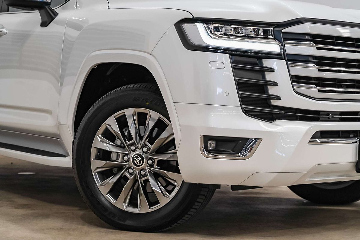 2024 Toyota Landcruiser Sahara ZX FJA300R