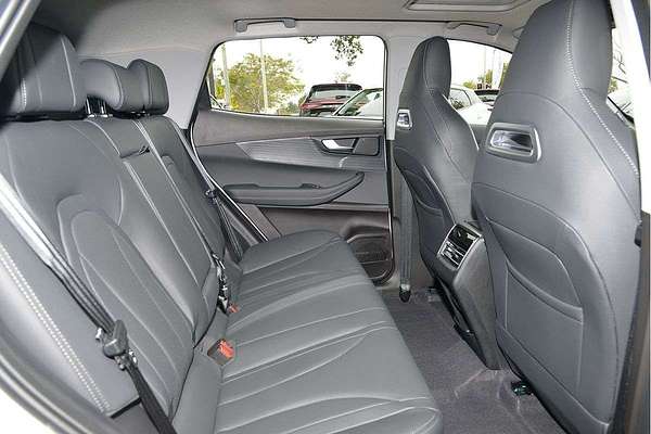 2026 Chery Tiggo 4 Ultimate thumb-12