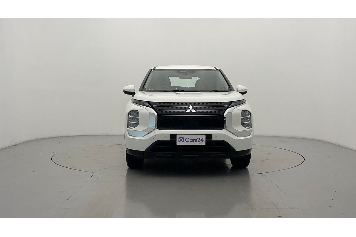 2024 Mitsubishi Outlander ES ZM